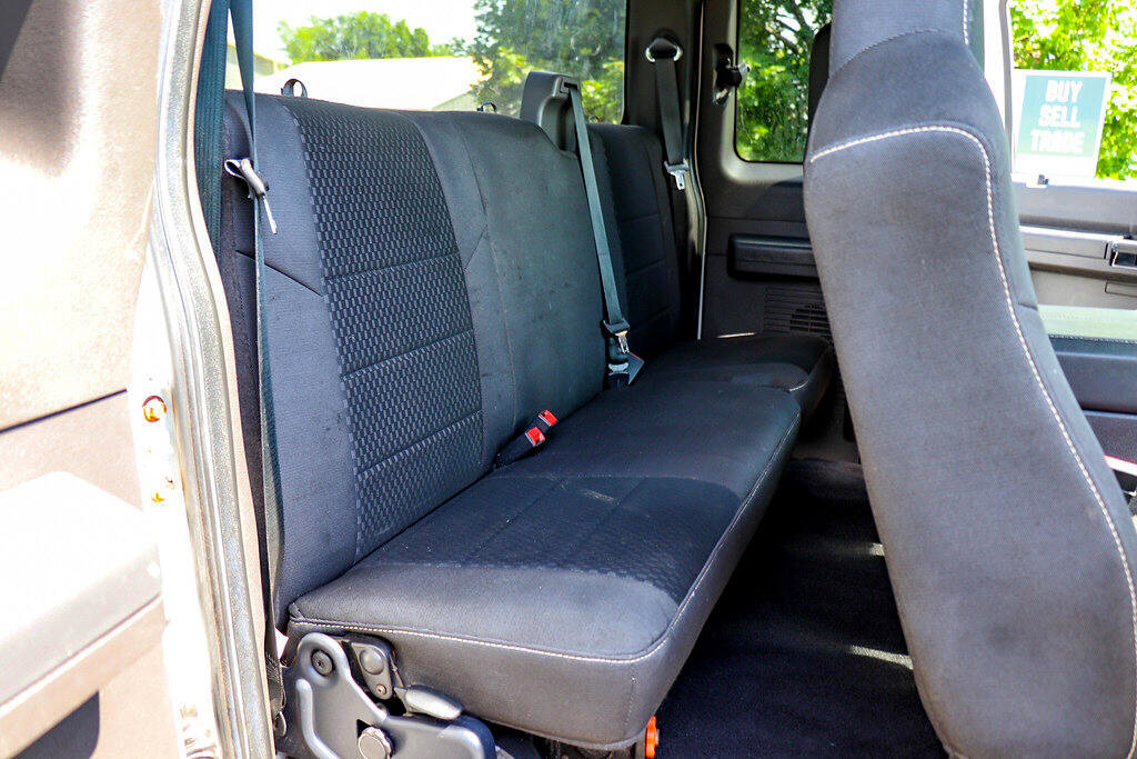 Used 2009 Ford F250 Lariat image 19