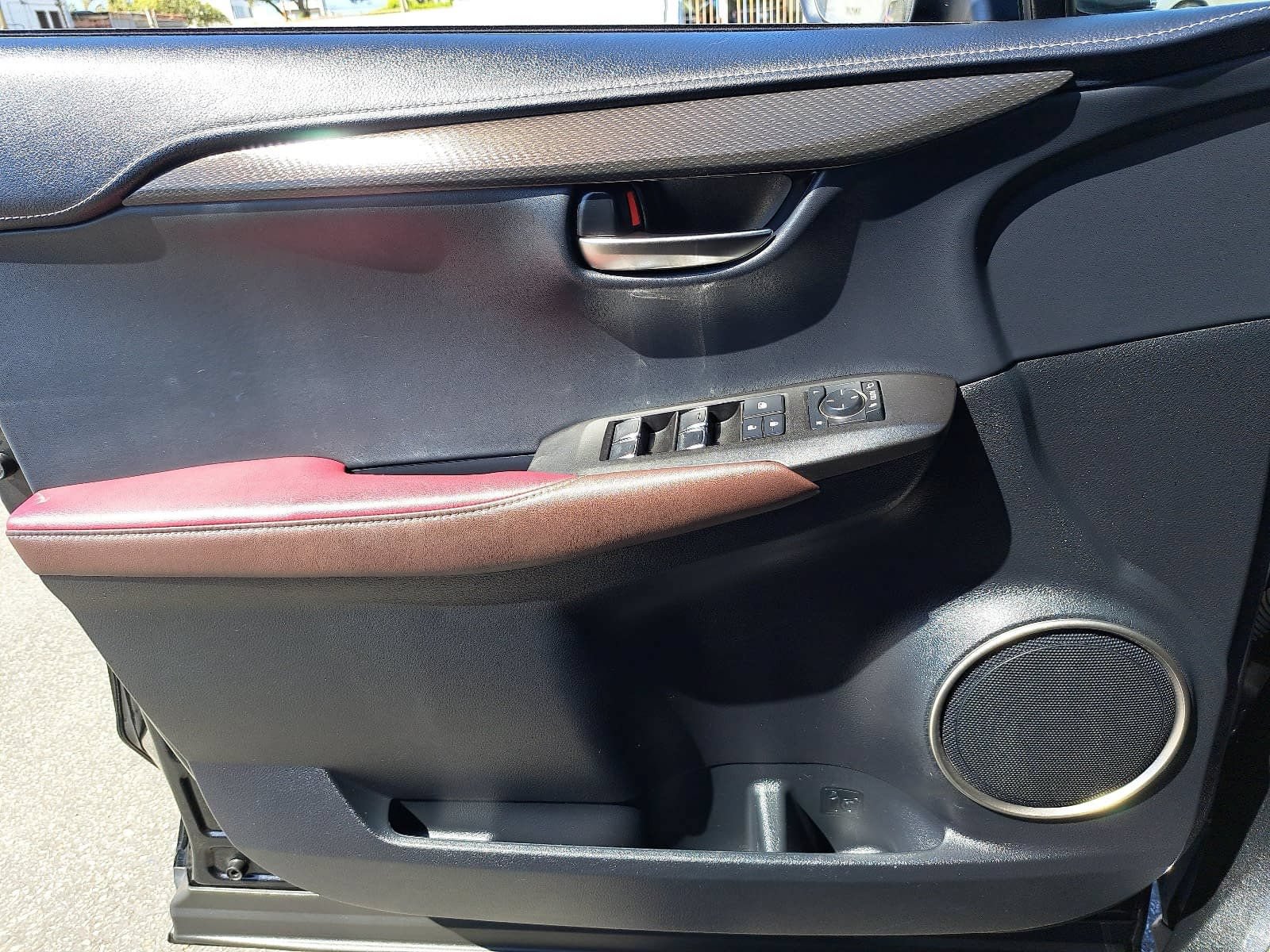 Used 2018 Lexus NX 300h AWD w/ Comfort Package image 29