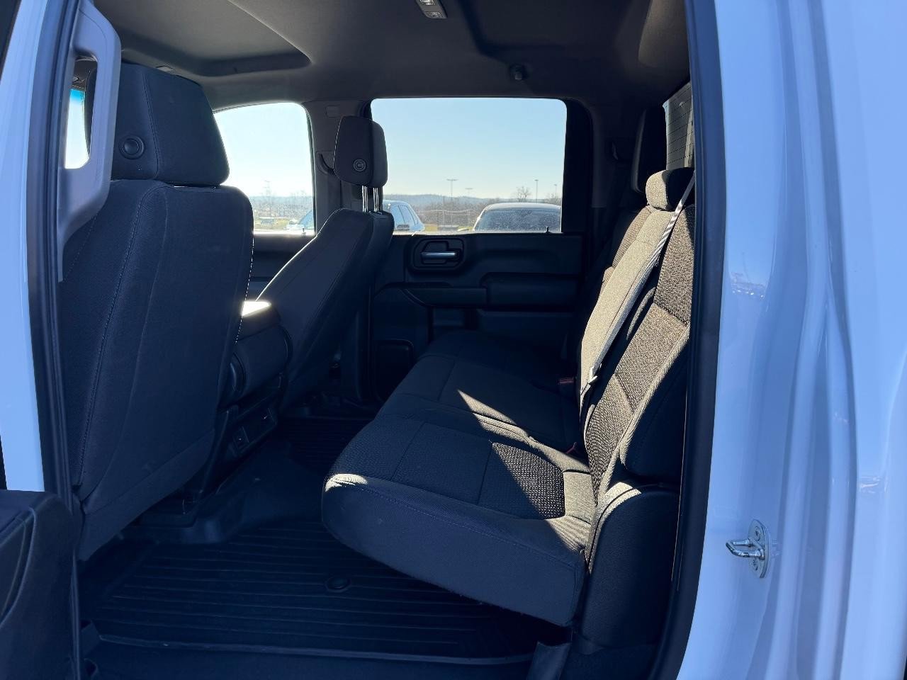 Used 2021 Chevrolet Silverado 2500 Custom w/ Custom Value Package image 10