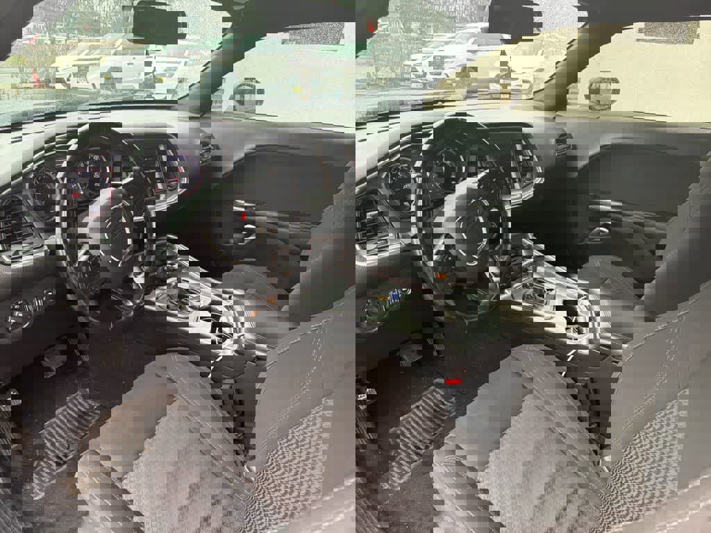 Used 2019 Dodge Challenger SXT image 30