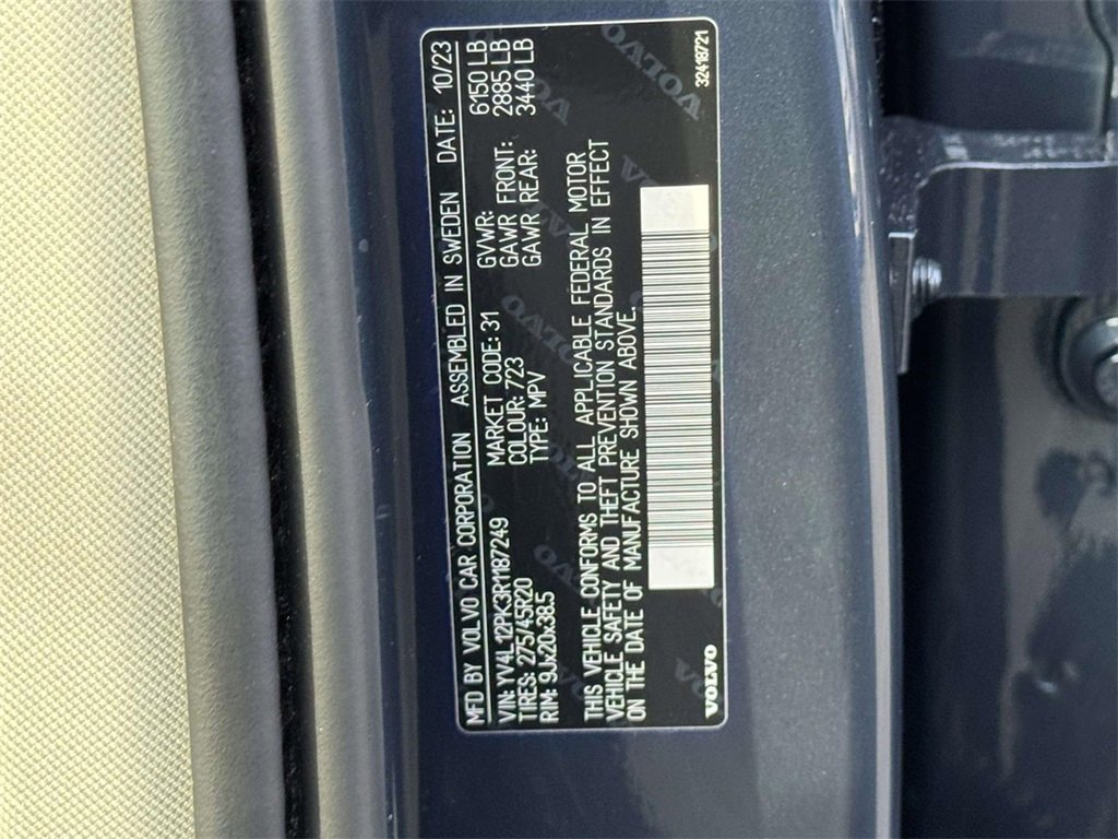 Certified 2024 Volvo XC90 B5 Core w/ Climate Package image 16