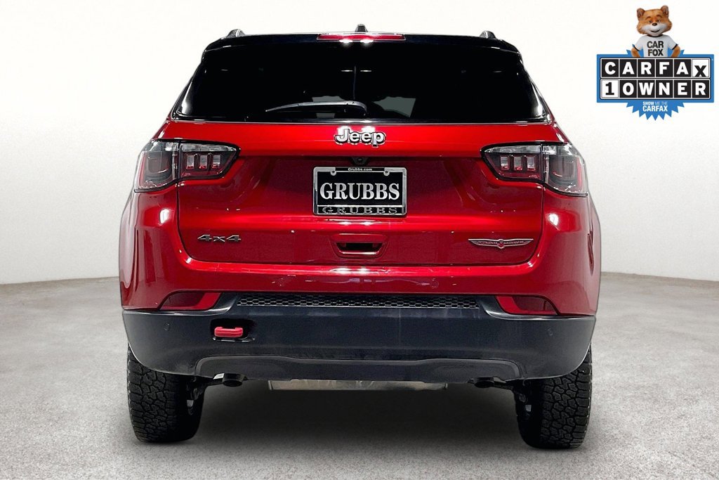 Used 2025 Jeep Compass Trailhawk AWD/4WD image 5