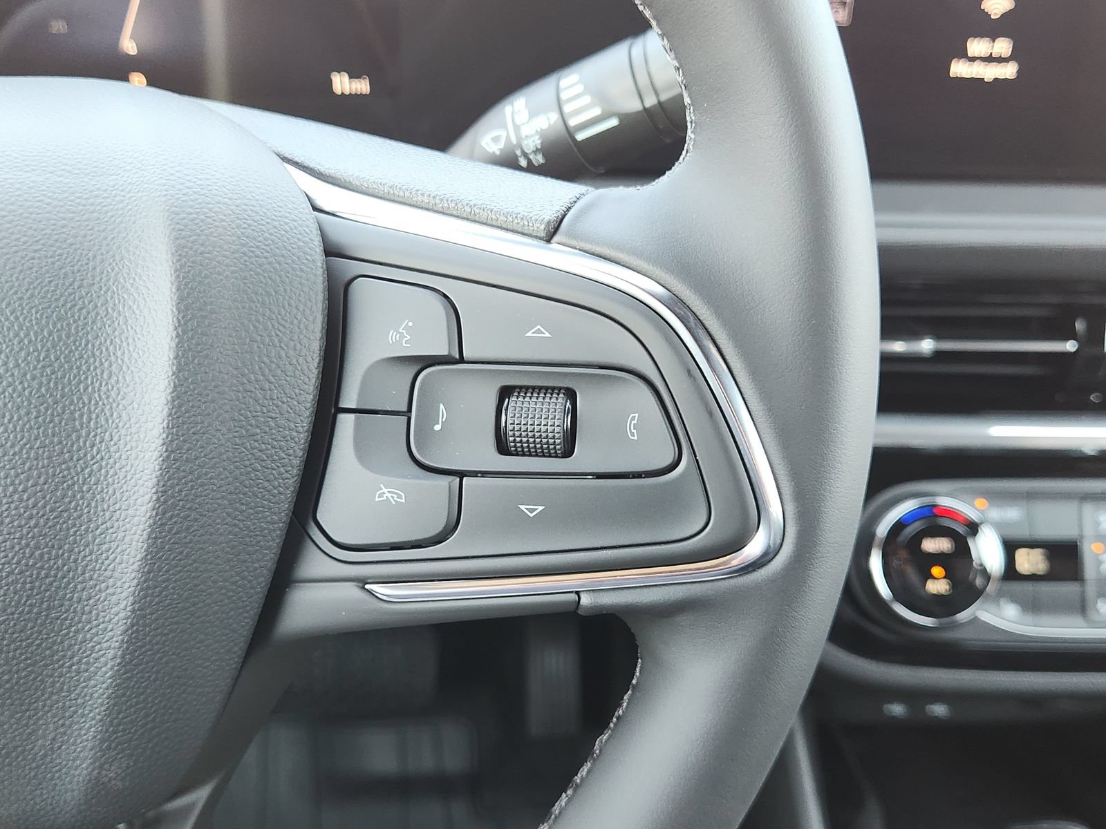 New 2026 Buick Envista Sport Touring w/ Convenience I Package FWD image 33