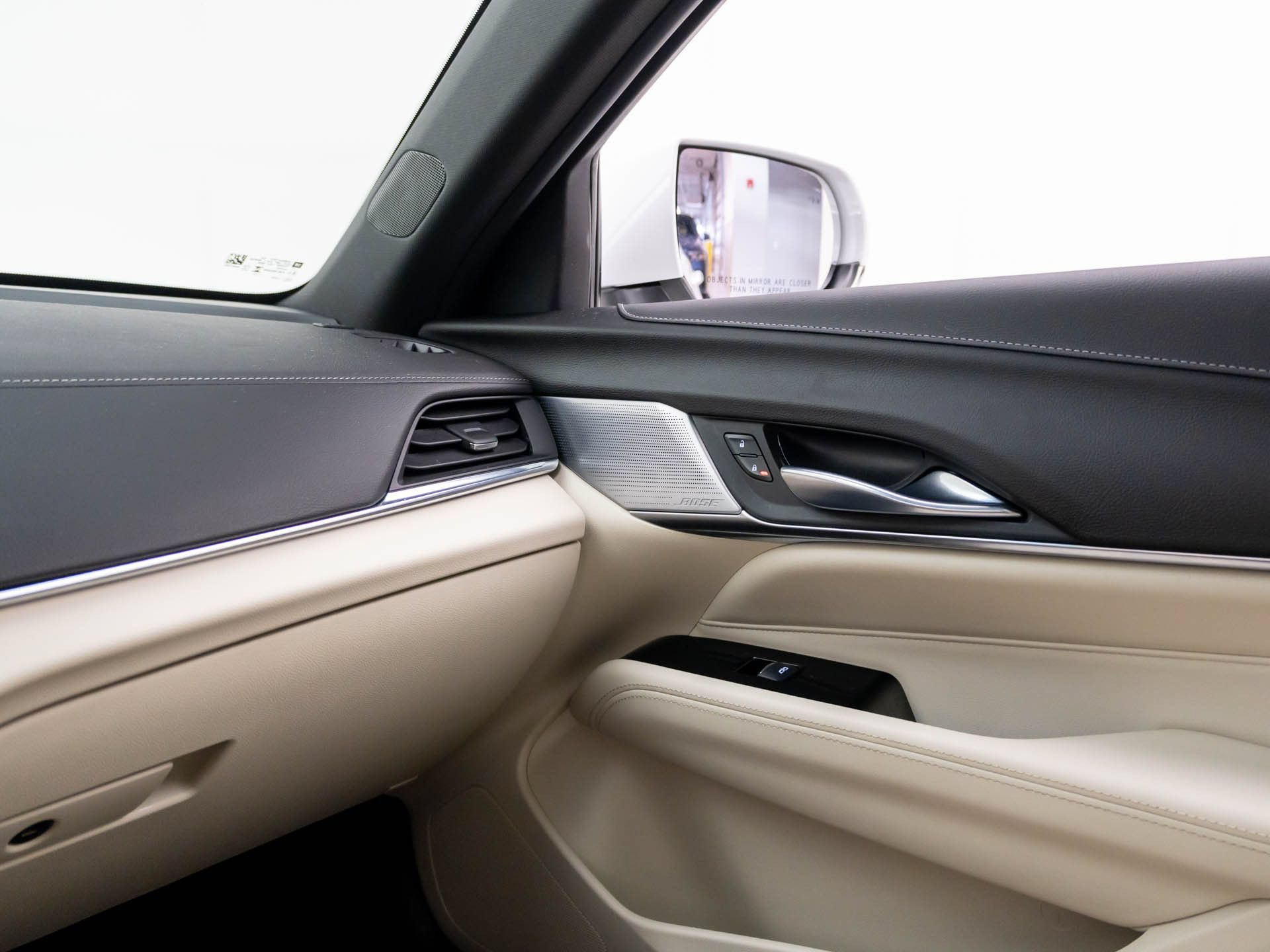 Certified 2023 Cadillac CT4 Premium Luxury AWD/4WD image 36
