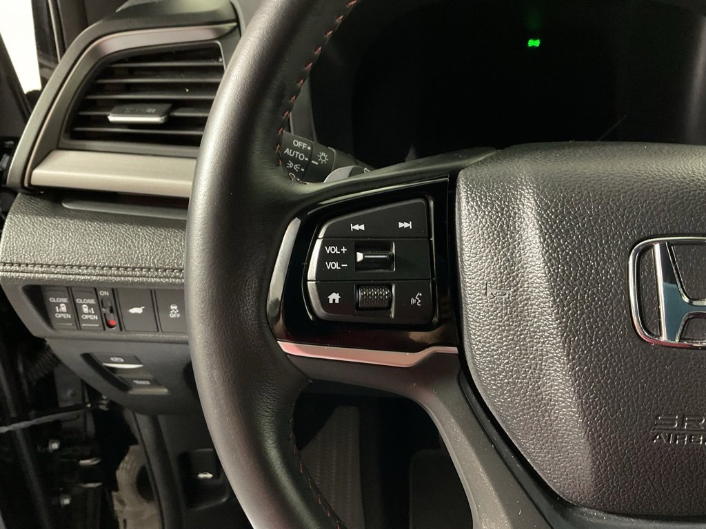 Used 2025 Honda Odyssey Sport-L image 25
