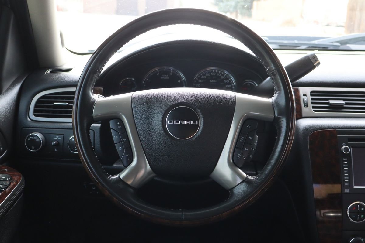 Used 2014 GMC Sierra 2500 Denali image 18
