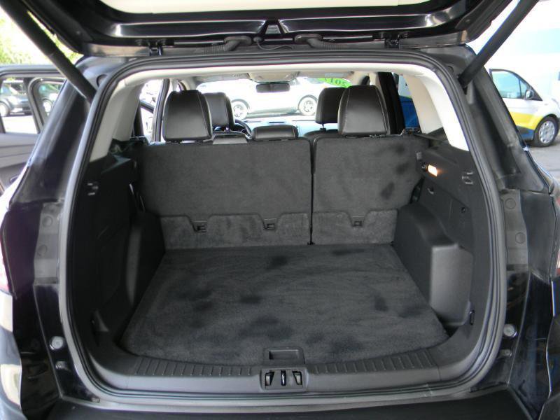 Used 2017 Ford Escape Titanium image 13