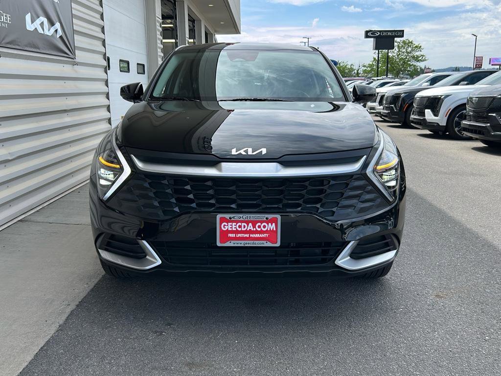 New 2025 Kia Sportage LX image 2