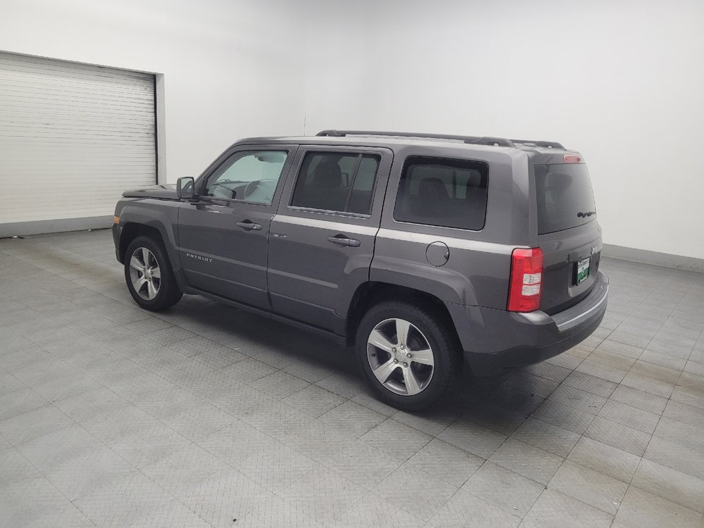Used 2016 Jeep Patriot High Altitude FWD image 3