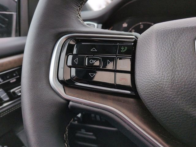 Used 2023 Jeep Grand Wagoneer L 4WD image 15