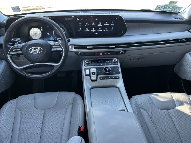 Used 2024 Hyundai Palisade SEL w/ Premium Package FWD image 13