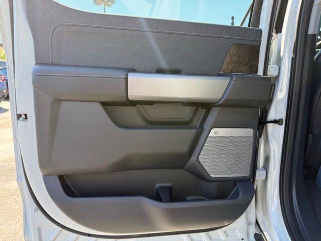 New 2025 Ford F350 Lariat w/ Lariat Ultimate Package image 36
