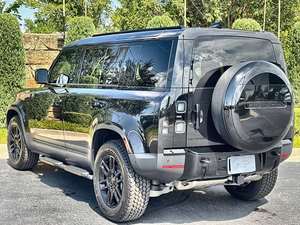New 2026 Land Rover Defender 110 S AWD/4WD image 3
