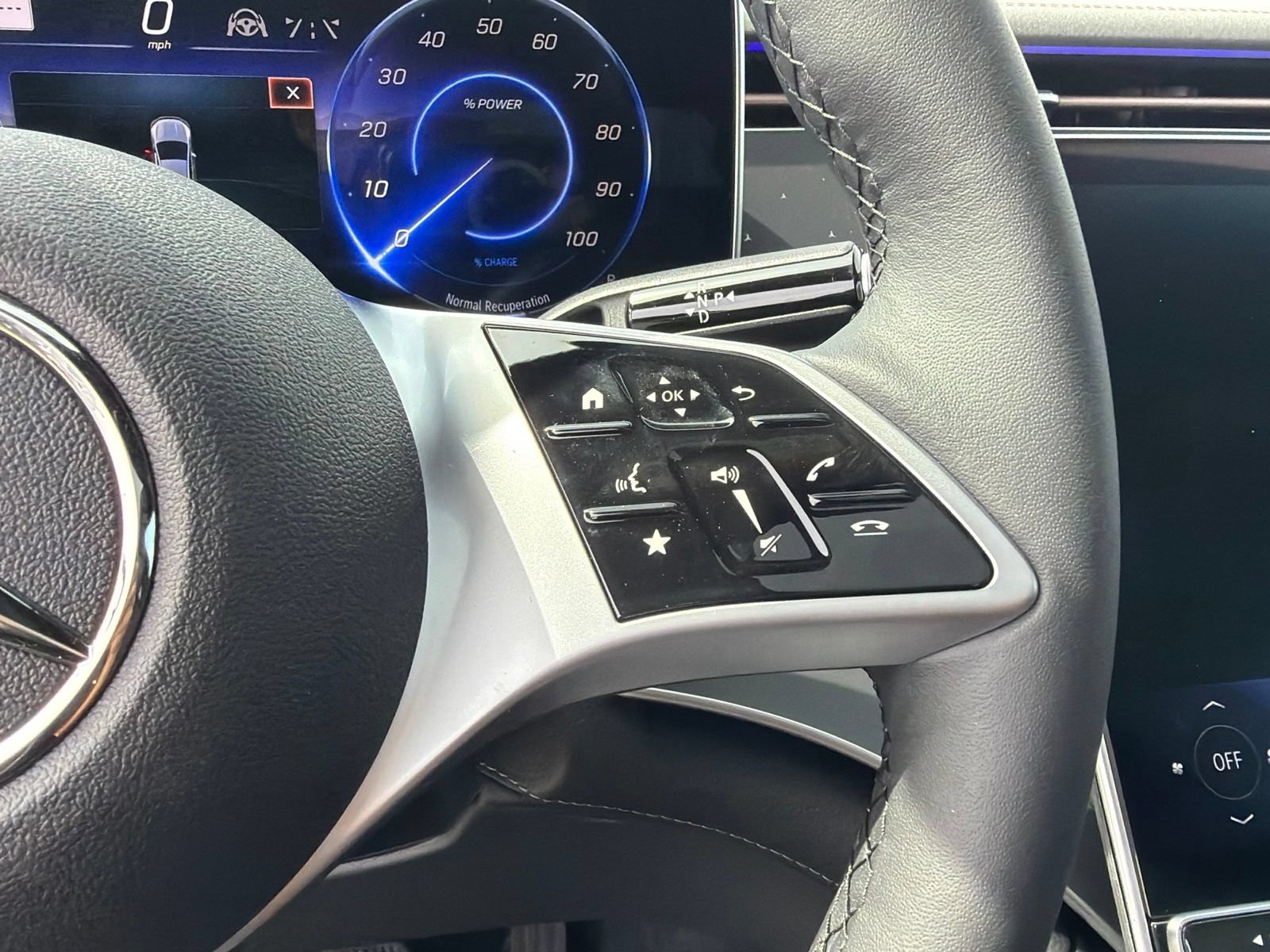 New 2027 Mercedes-Benz EQE 320 4MATIC SUV image 23