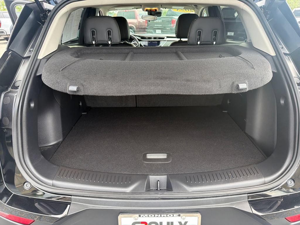 Used 2023 Buick Encore GX Preferred w/ Cold Weather Comfort Package AWD/4WD image 24