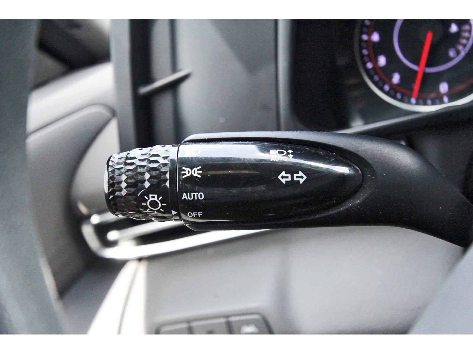 Used 2023 Hyundai Elantra SE FWD image 20