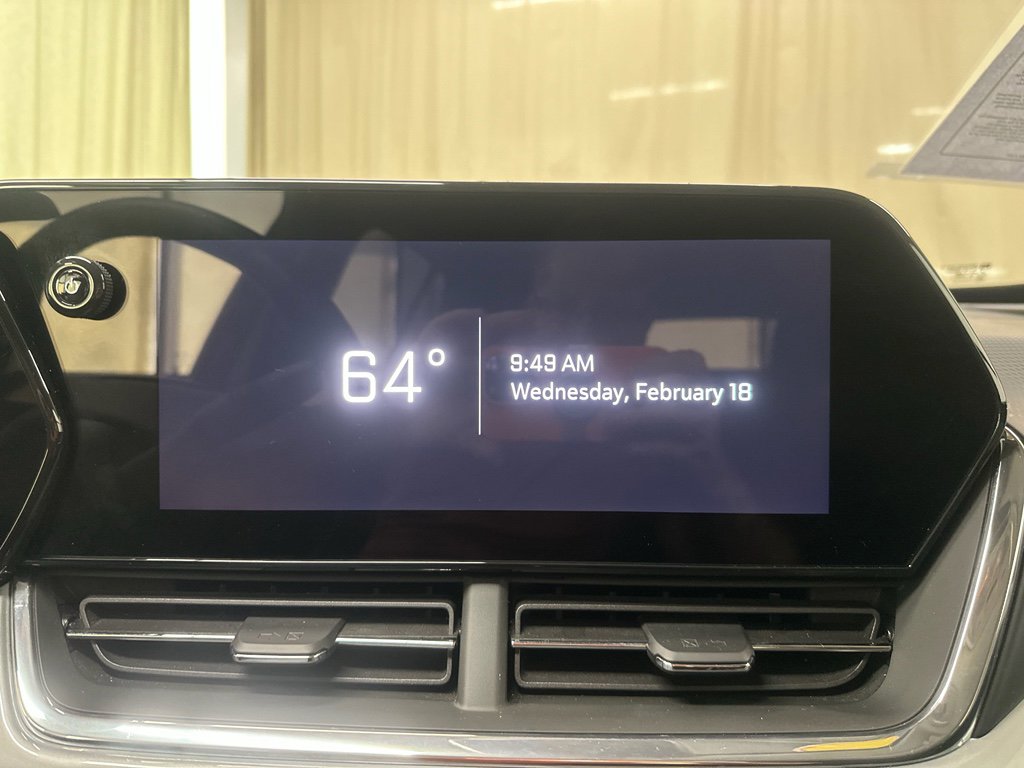 Certified 2025 Chevrolet Trax LT w/ LT Convenience Package image 31