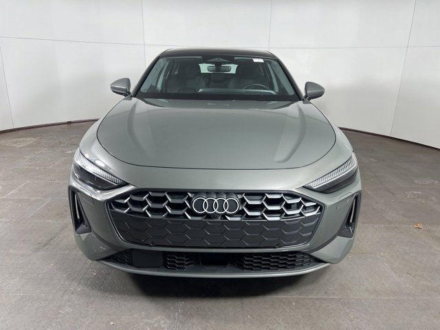 Used 2025 Audi A5 2.0T Premium Plus w/ Premium Plus image 2