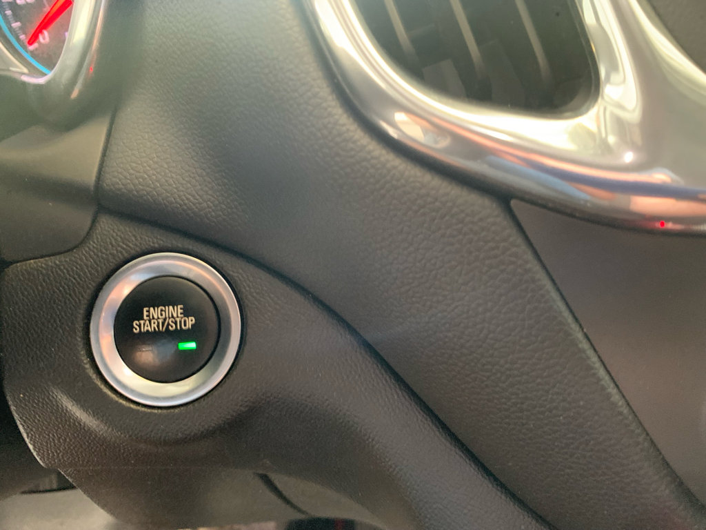 Used 2020 Chevrolet Equinox LT FWD image 17