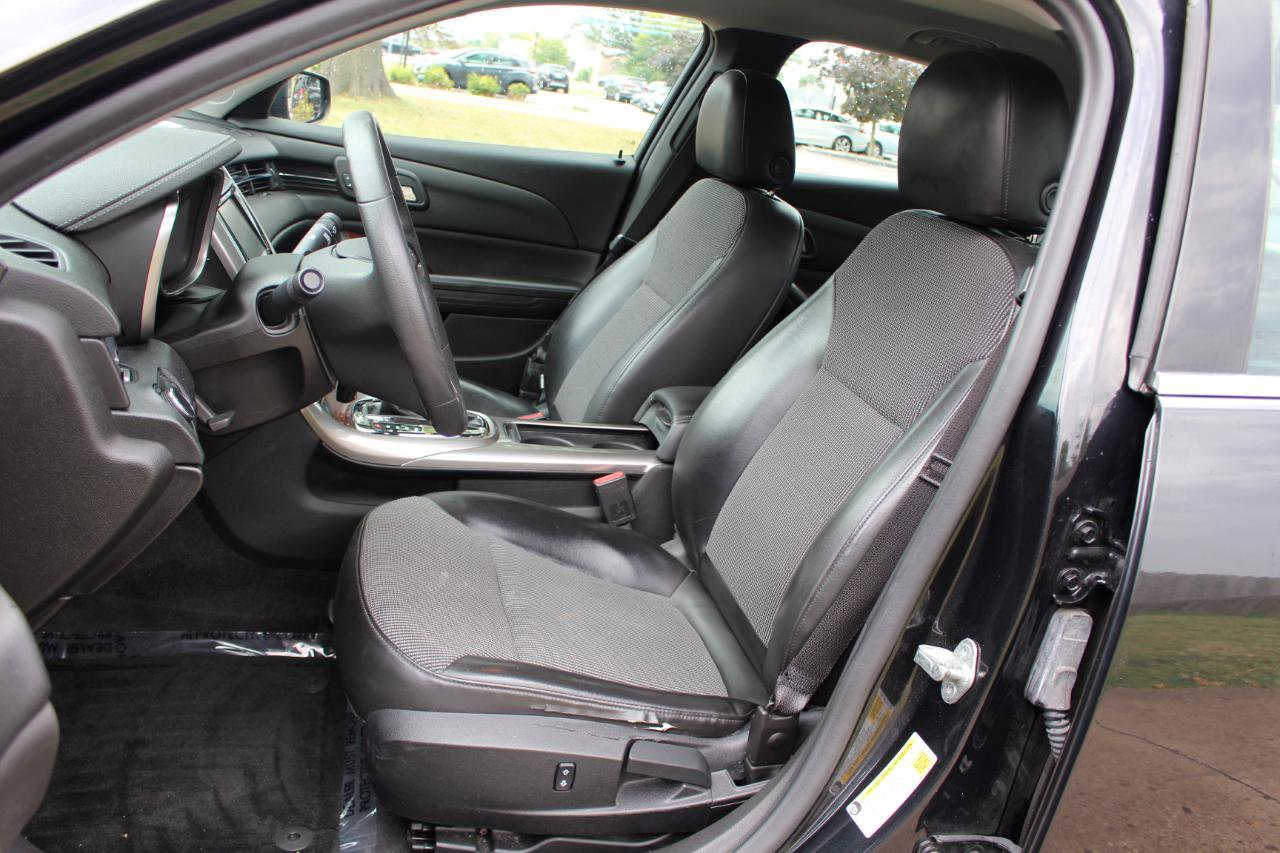 Used 2013 Chevrolet Malibu LT FWD image 16