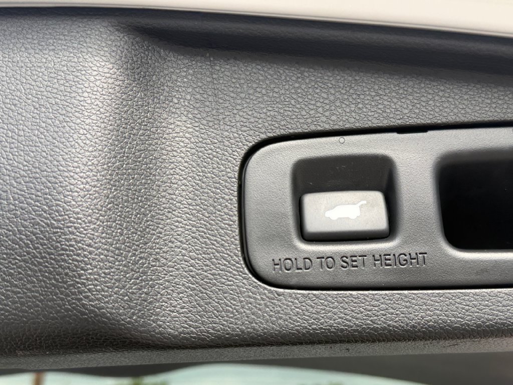 Used 2017 Honda CR-V EX-L image 16