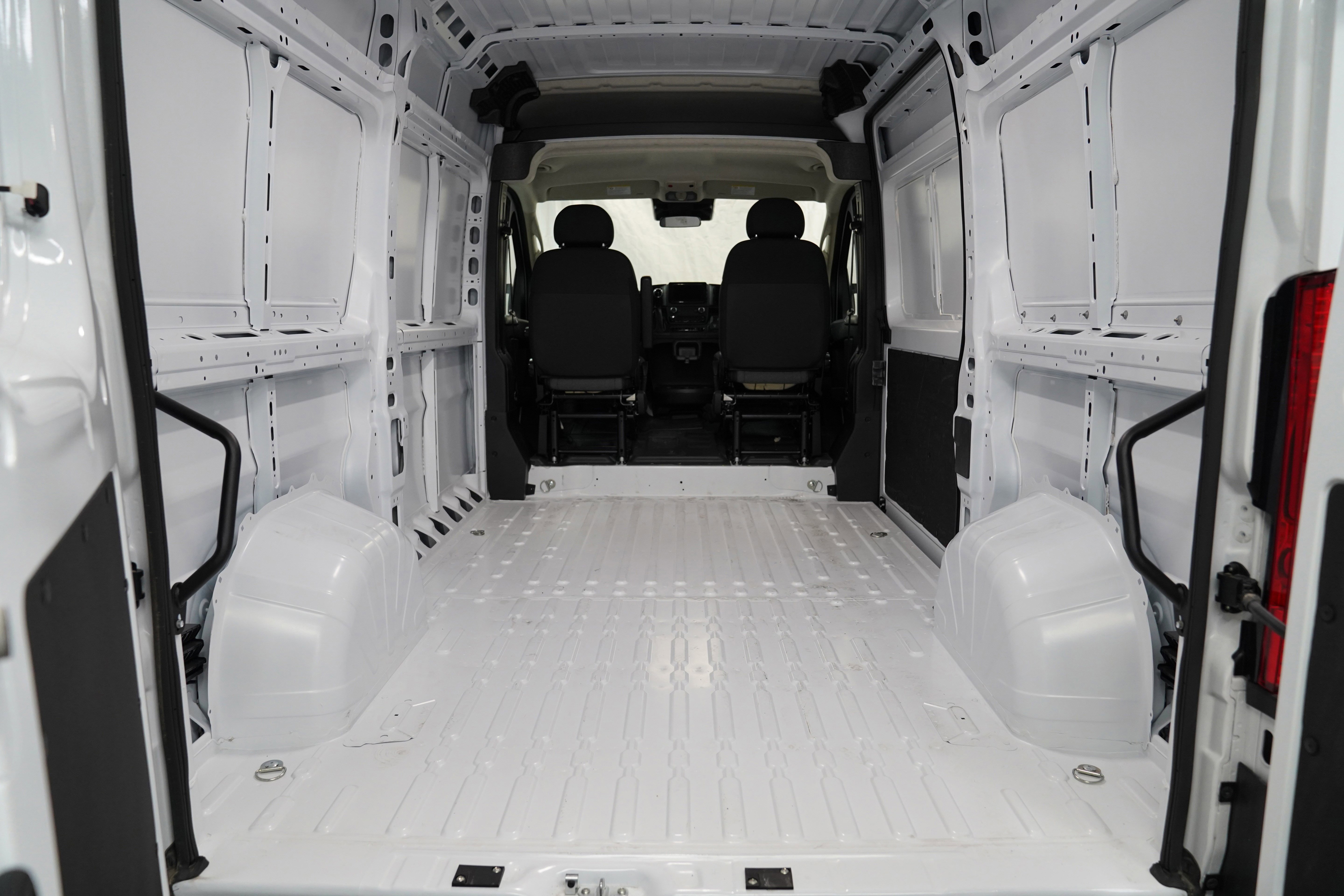 New 2026 RAM ProMaster 2500 w/ Convenience Group FWD image 6