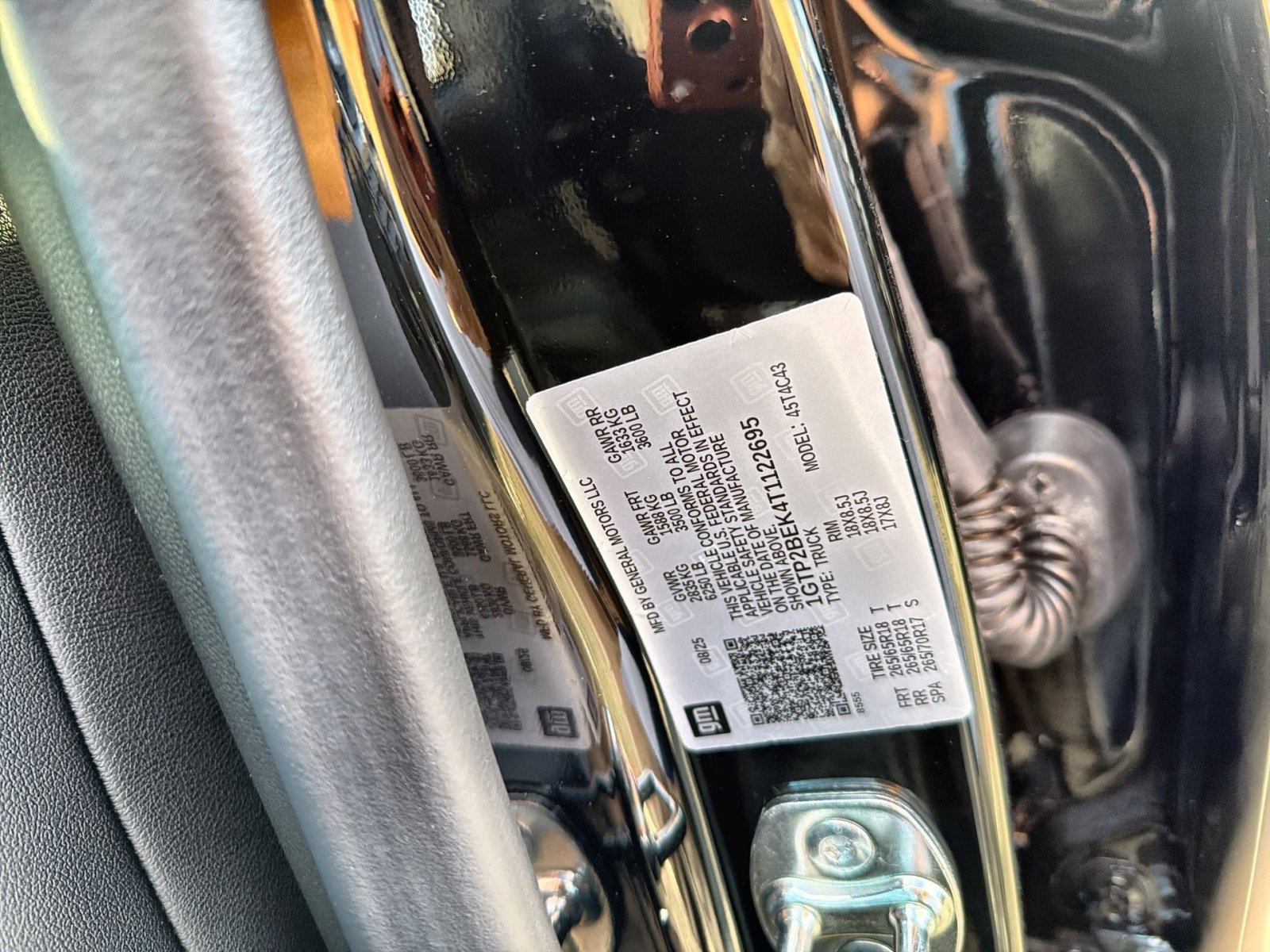 New 2026 GMC Canyon Elevation w/ Convenience Package image 29