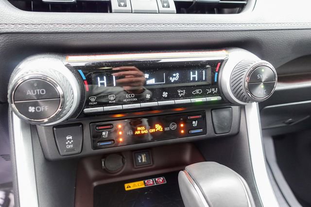 Certified 2025 Toyota RAV4 Limited image 25
