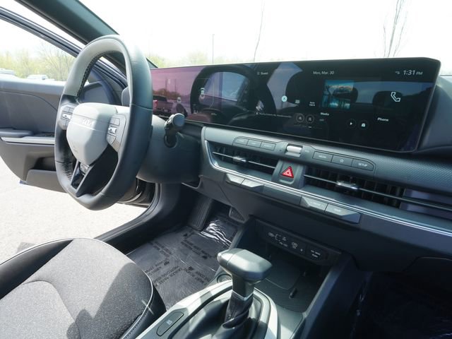 Used 2025 Kia K4 GT-Line image 32