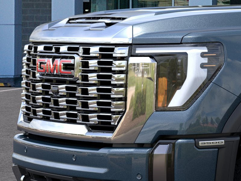 New 2026 GMC Sierra 3500 Denali w/ Denali Reserve Package AWD/4WD image 13
