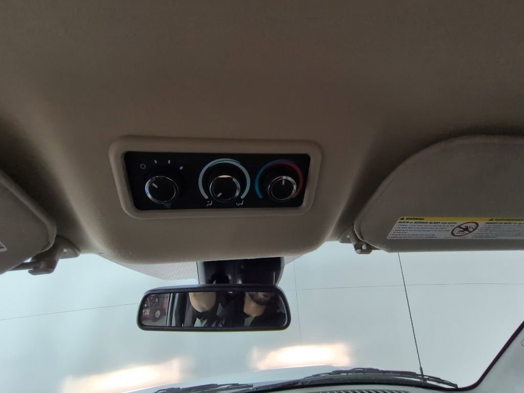 Certified 2025 Chevrolet Express 3500 LT w/ LT Preferred Equipment Group RWD image 21