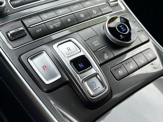 Used 2023 Hyundai Santa Fe Limited image 17