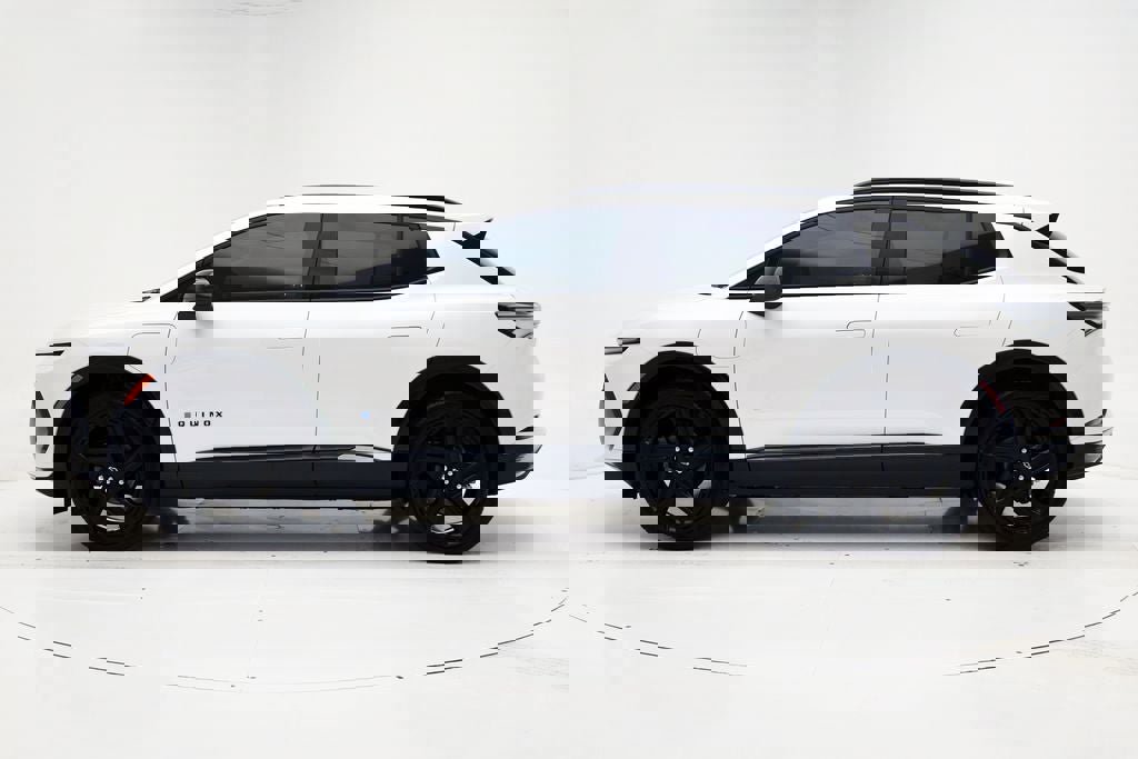 Used 2025 Chevrolet Equinox EV RS image 6