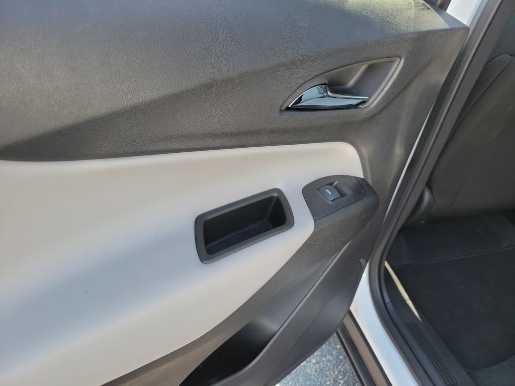 Used 2024 Chevrolet Equinox LT FWD image 19