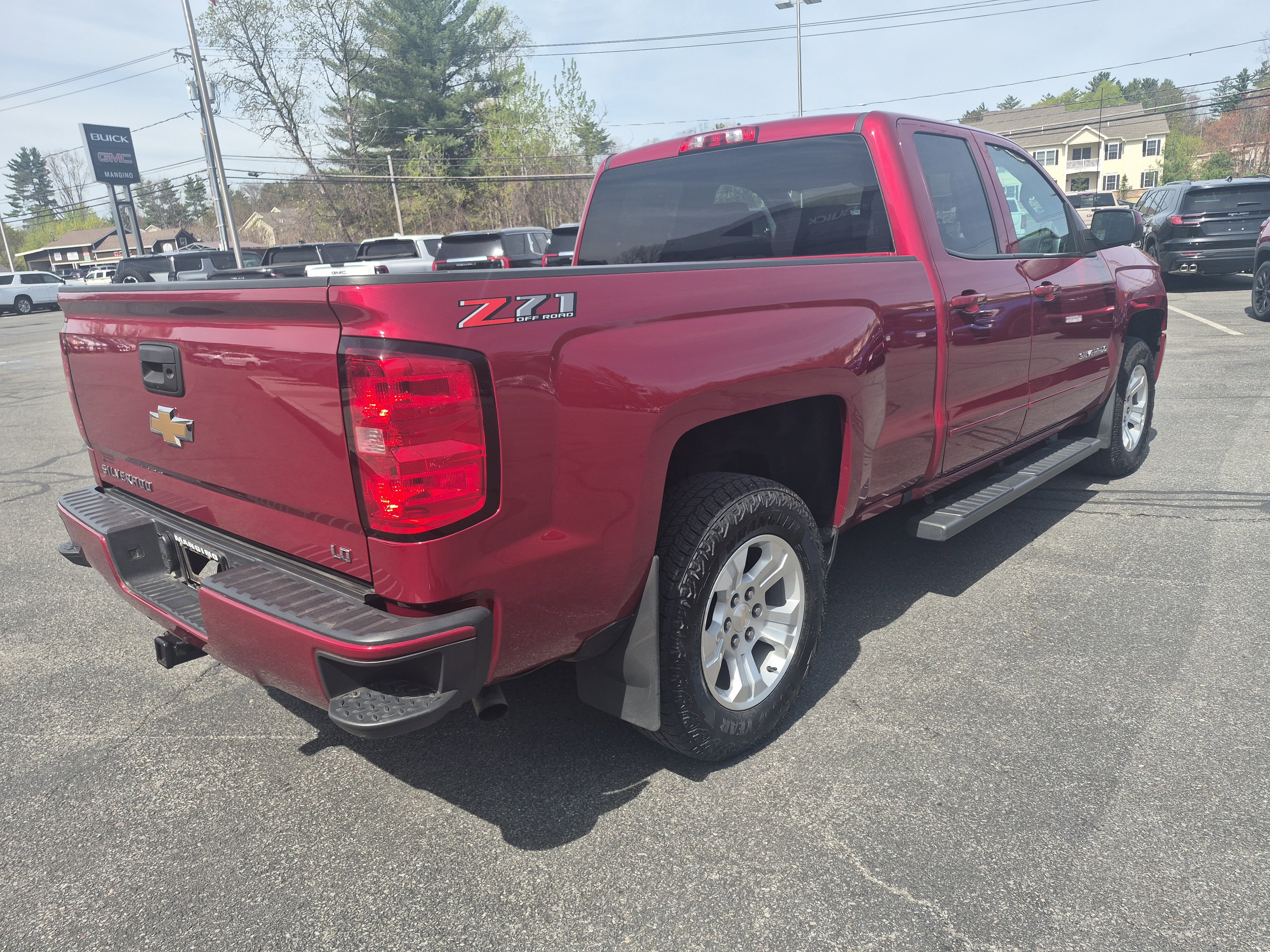 Used 2019 Chevrolet Silverado 1500 LT w/ All Star Edition AWD/4WD image 5