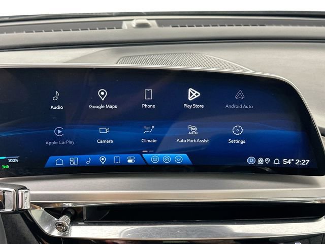 Used 2024 Cadillac Lyriq Sport image 12