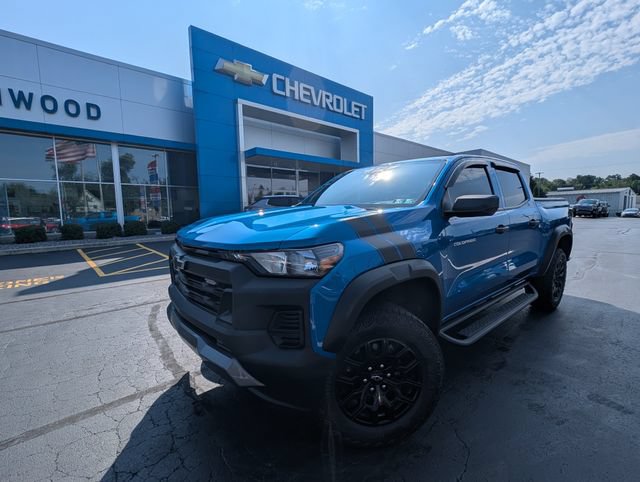 Used 2024 Chevrolet Colorado Trail Boss AWD/4WD image 27