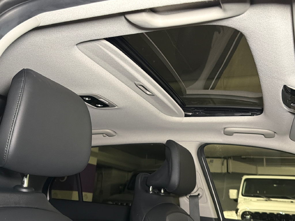 Certified 2023 Kia Niro Wave FWD image 15