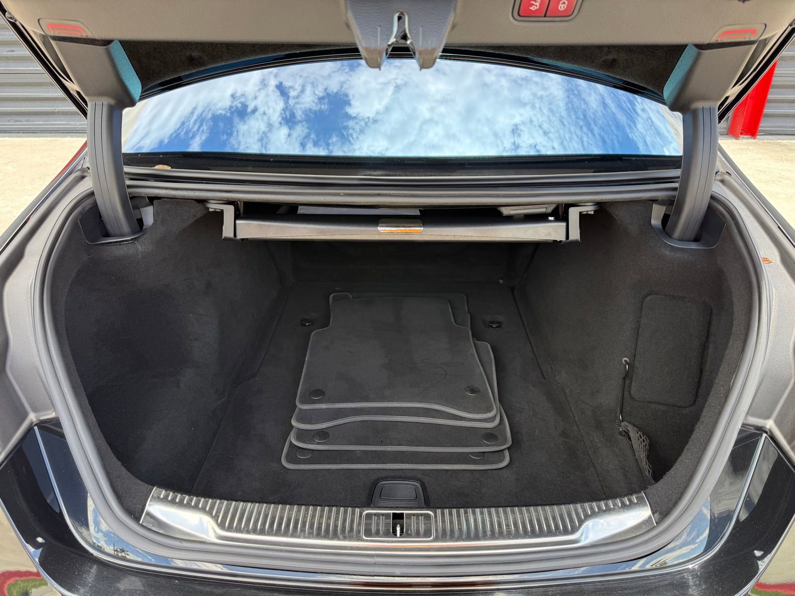 Used 2021 Mercedes-Benz S 580 4MATIC Sedan image 17