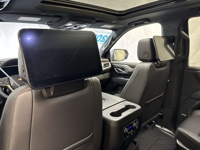 Used 2024 Chevrolet Tahoe High Country AWD/4WD image 15
