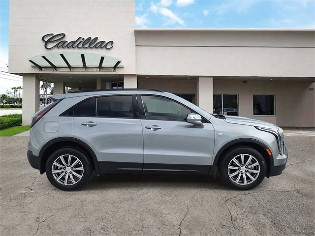 Used 2023 Cadillac XT4 Sport image 6