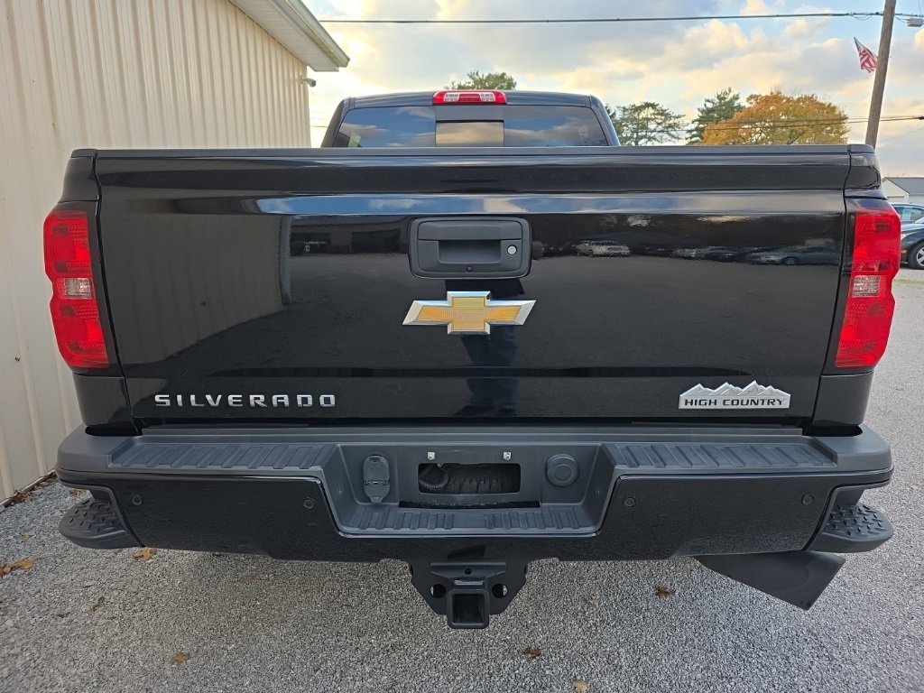 Used 2016 Chevrolet Silverado 2500 High Country w/ Duramax Plus Package image 9