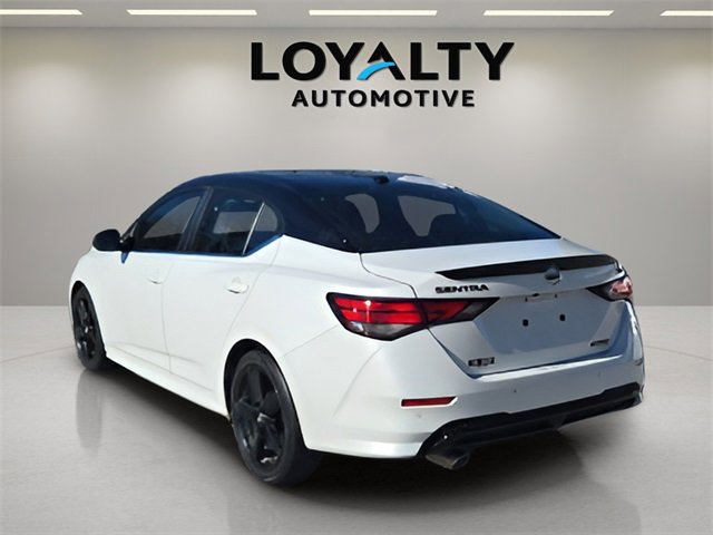 Used 2023 Nissan Sentra SR w/ Midnight Edition Package image 3