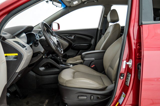 Used 2015 Hyundai Tucson SE AWD/4WD image 23