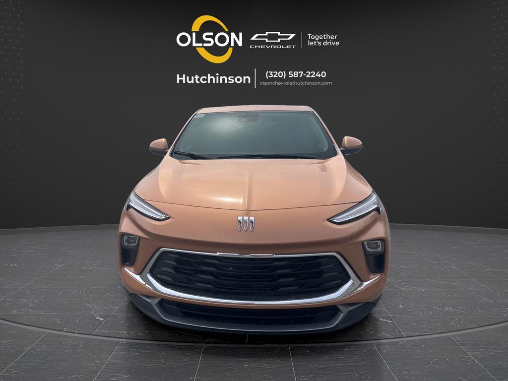 Used 2024 Buick Encore GX Preferred w/ Comfort Package AWD/4WD image 2