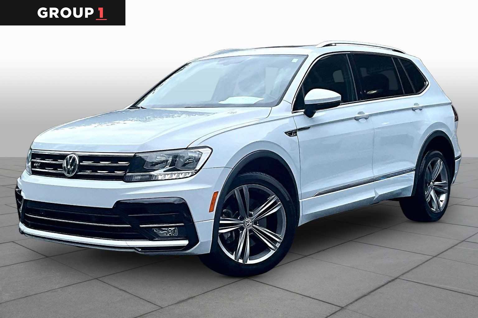 Used 2019 Volkswagen Tiguan SEL R-Line AWD/4WD image 1
