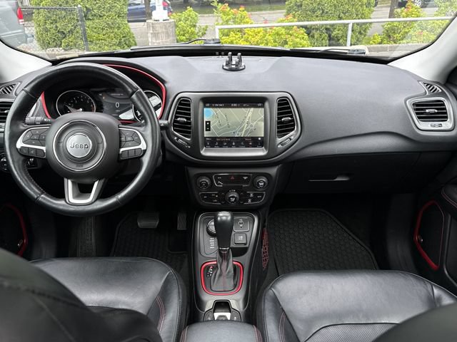 Used 2017 Jeep Compass Trailhawk w/ Leather Interior Group AWD/4WD image 8