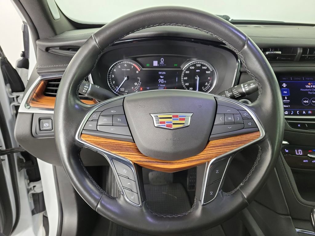 Used 2020 Cadillac XT5 Premium Luxury FWD image 21