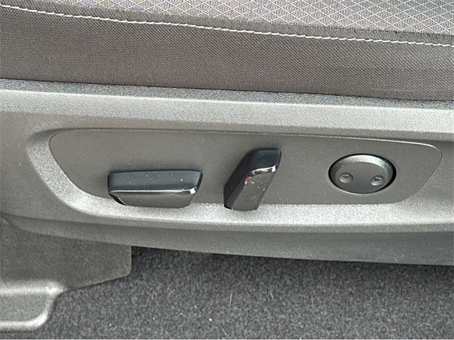 Used 2022 Nissan Pathfinder SV image 27