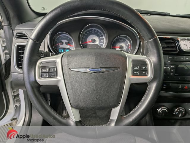 Used 2012 Chrysler 200 Touring FWD image 15